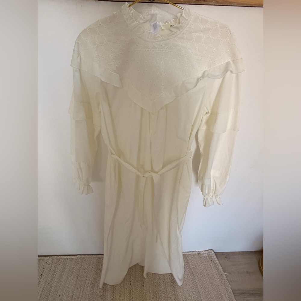 Elegant Cream Women's Dress